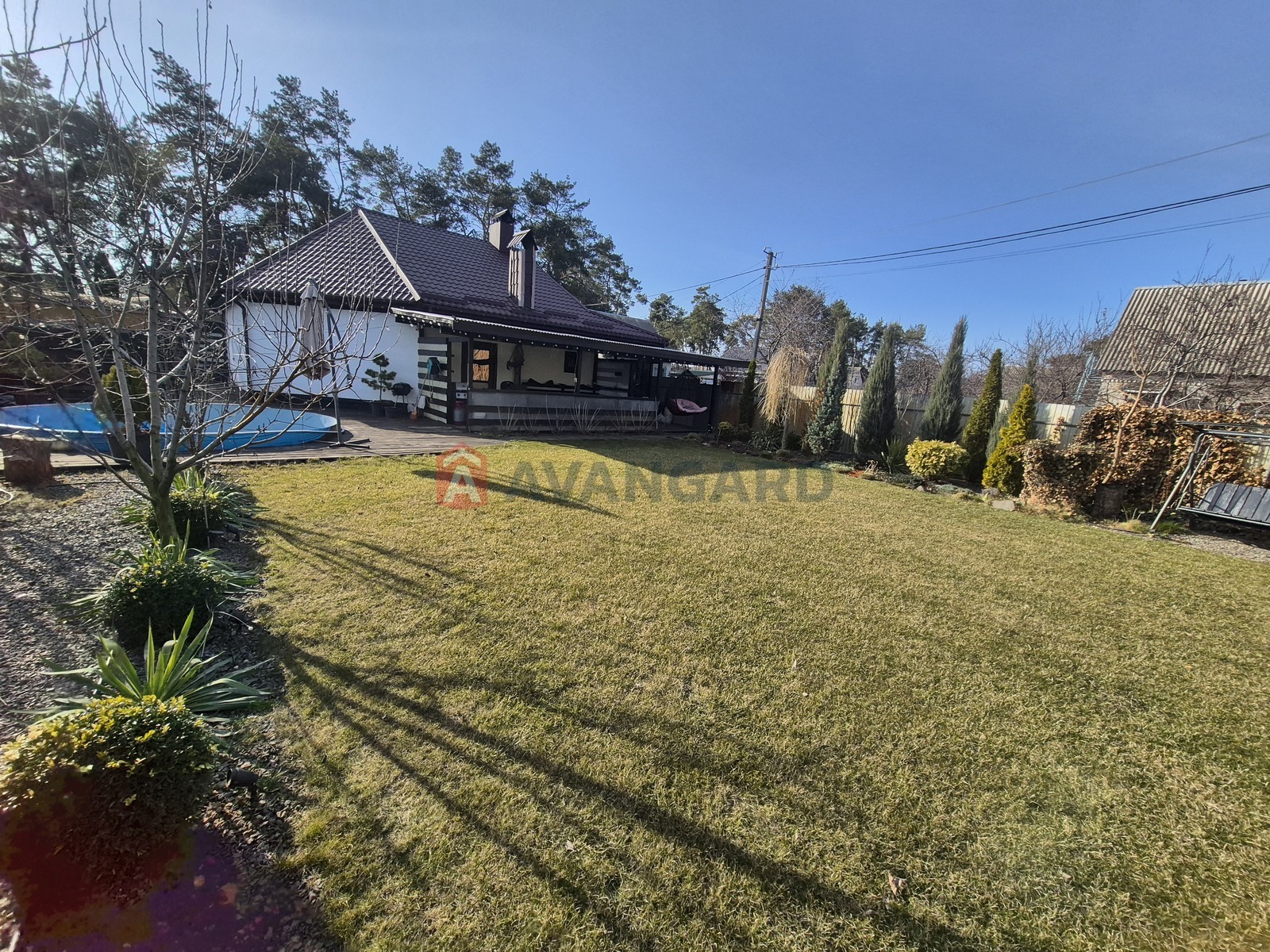 �������, 105 ��.�. ���� 1