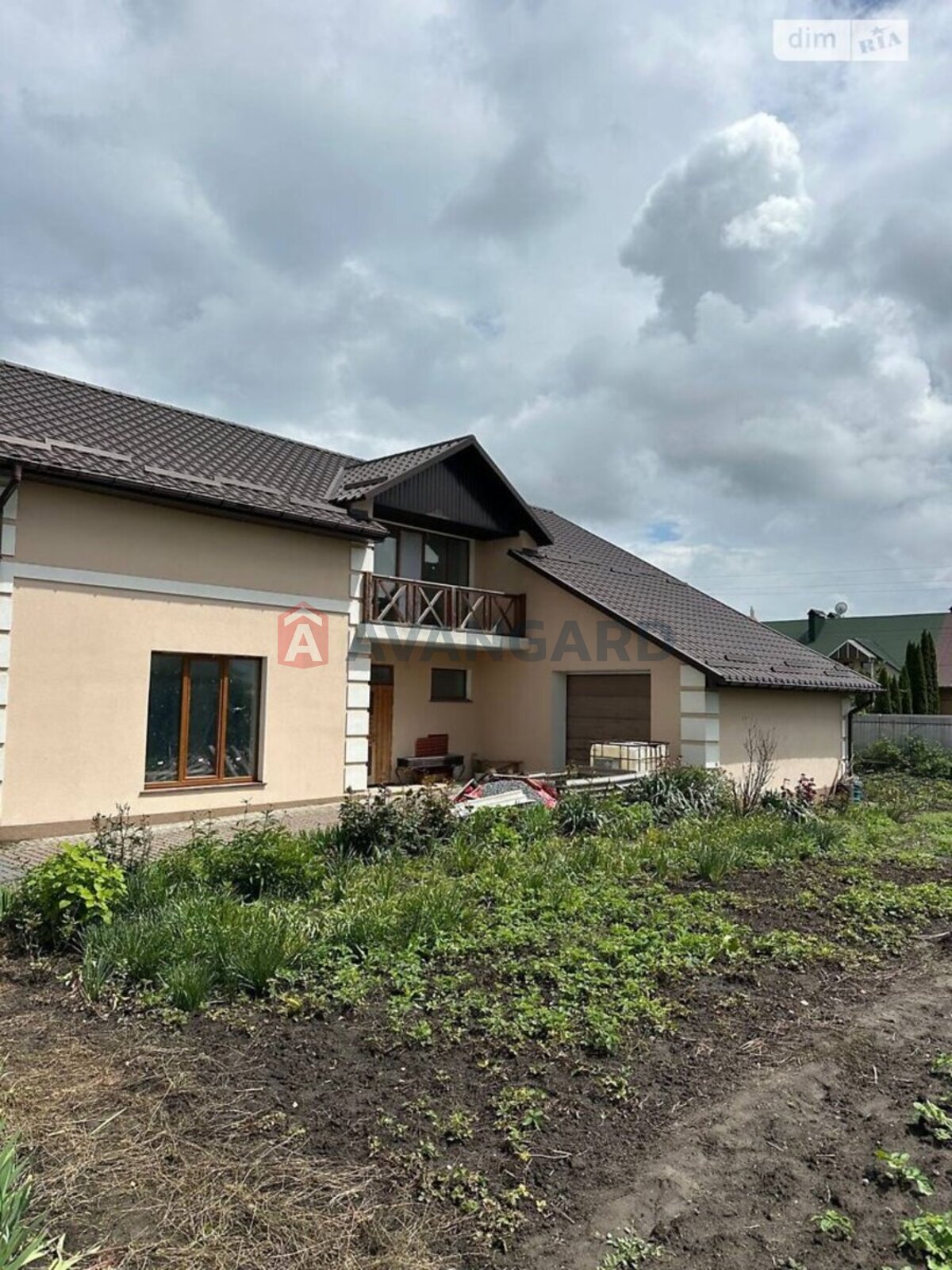 �������, 295 ��.�. ���� 4