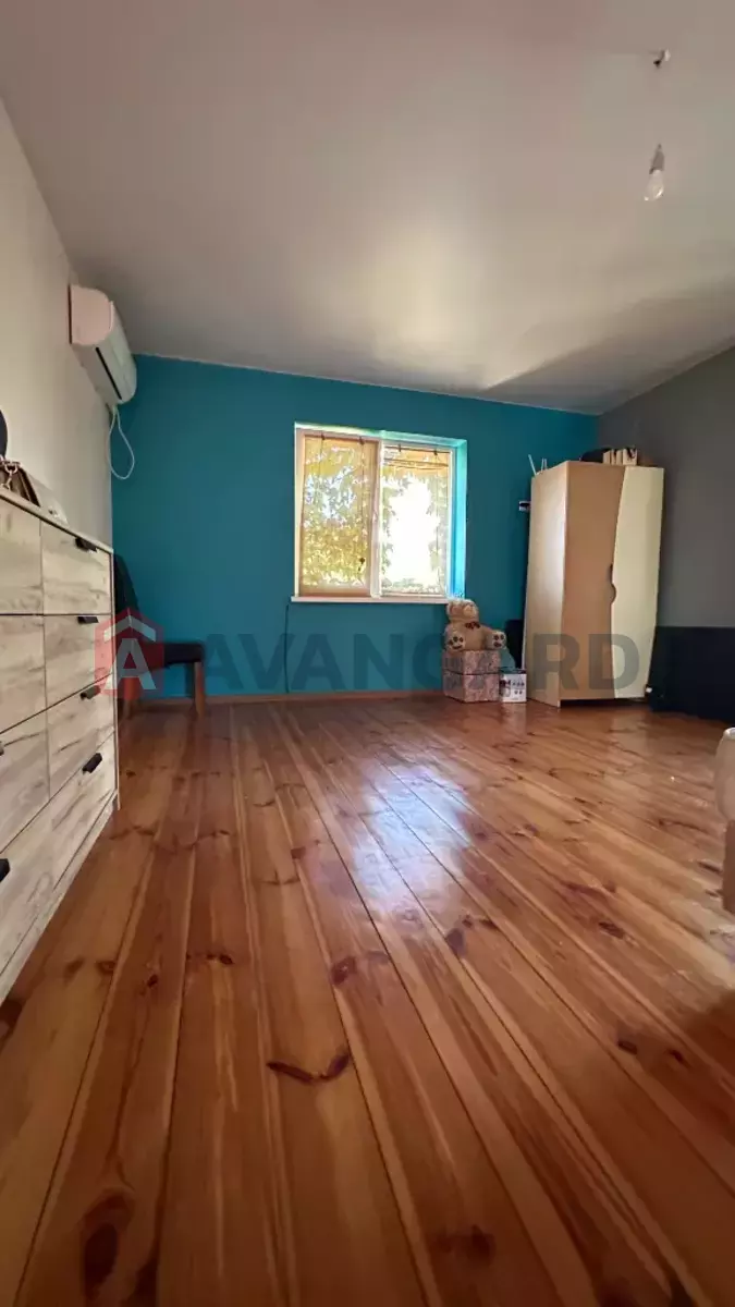 ����, 100 ��.�. ���� 21