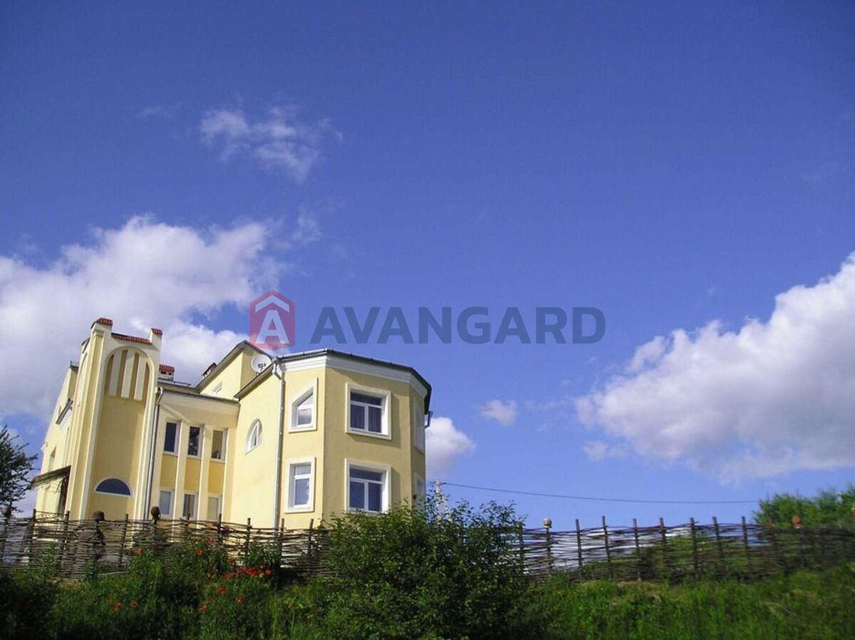 �������, 400 ��.�. ���� 1