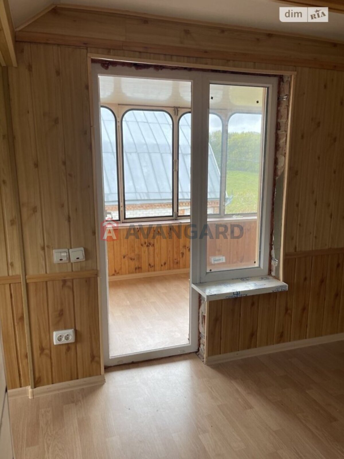 �������, 93 ��.�. ���� 10