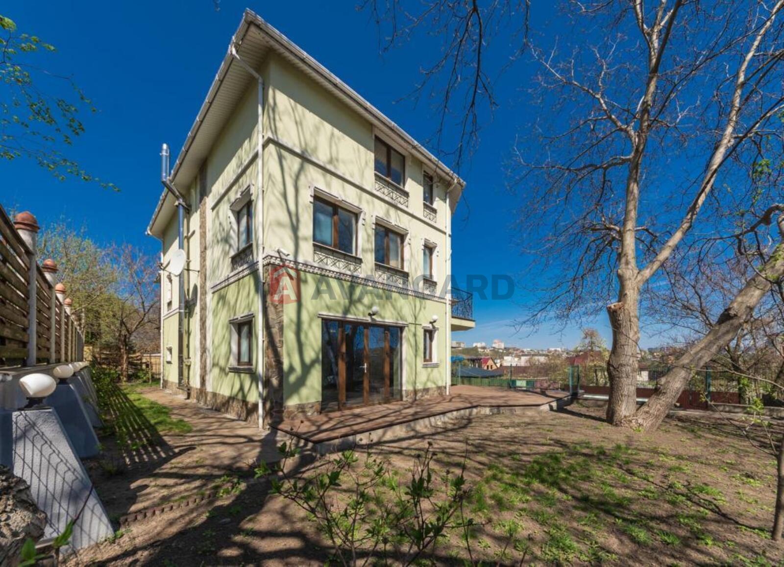 284 ��.�. ���� 18