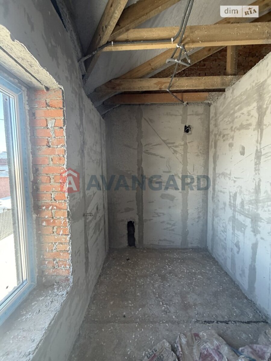 ��������, 110 ��.�. ���� 7