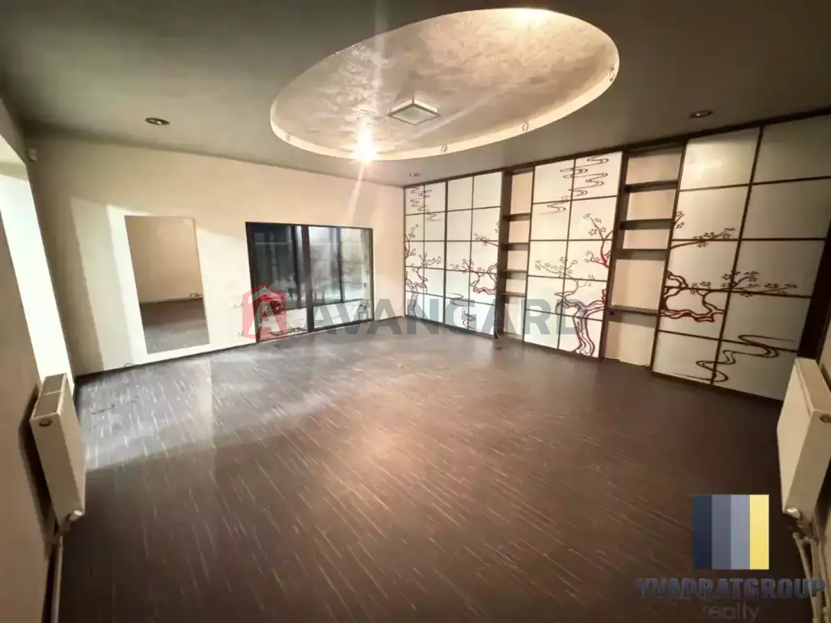 �������, 244 ��.�. ���� 10