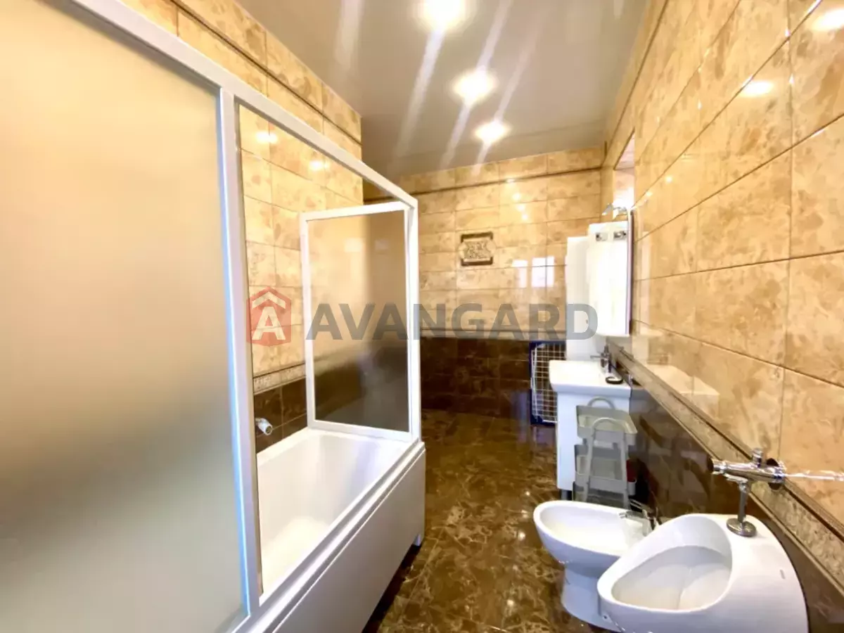 �������, 174 ��.�. ���� 19