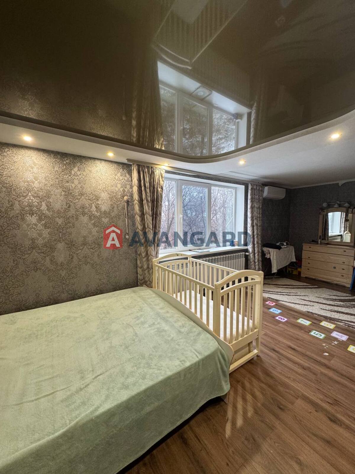 �������, 209 ��.�. ���� 10