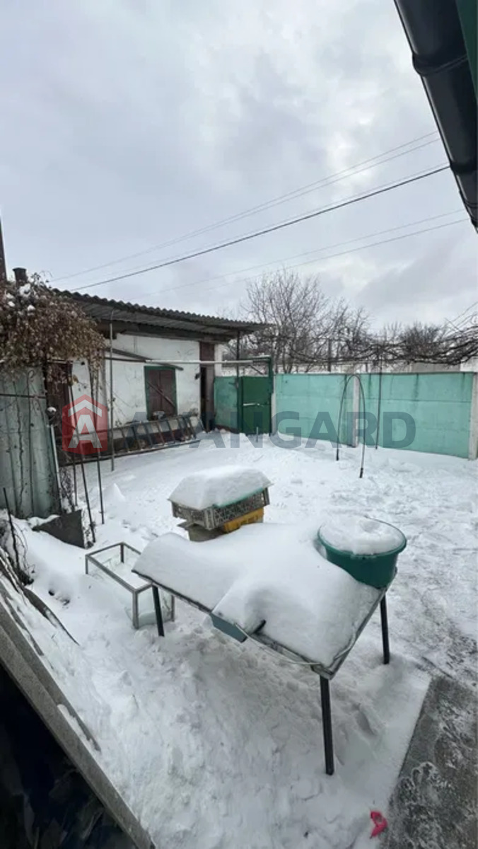 ������� �������, 77 ��.�. ���� 16