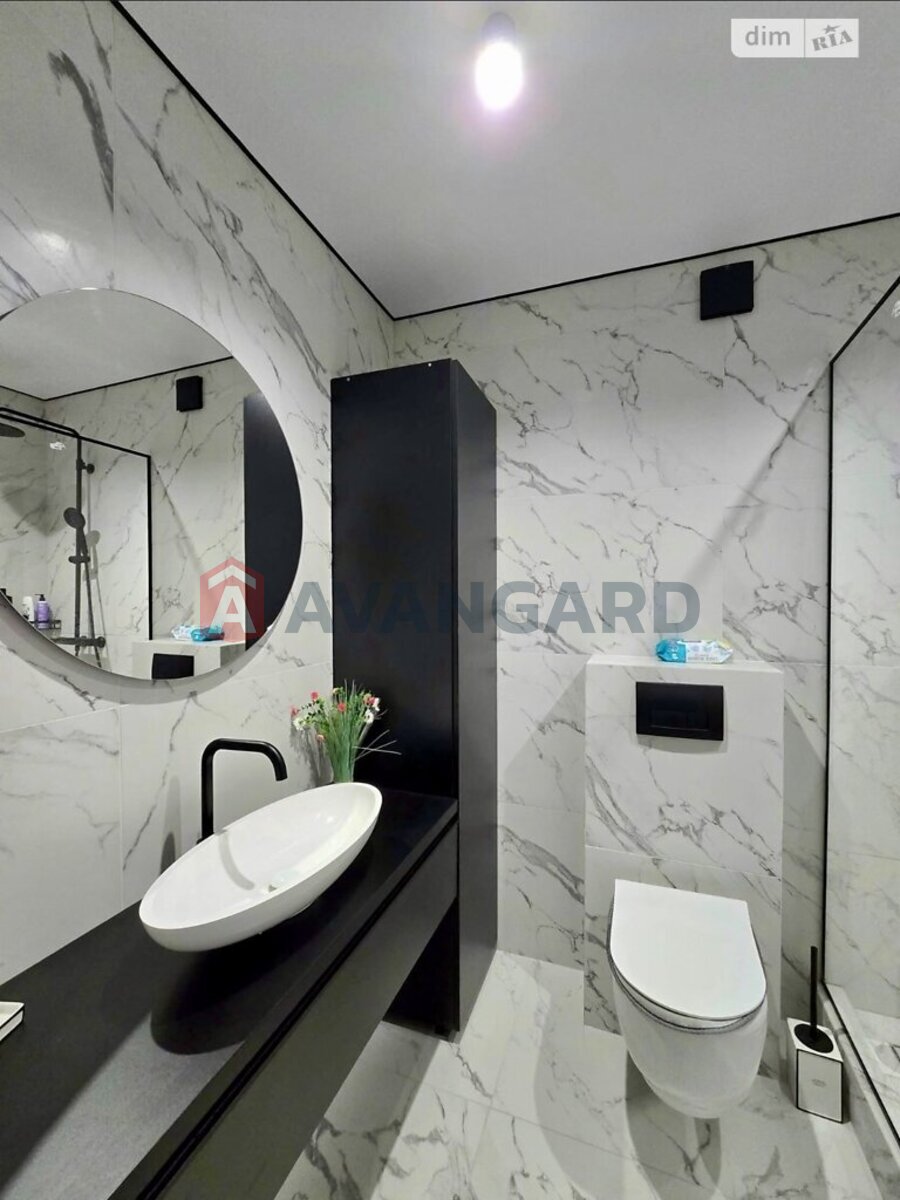 ��������, 90 ��.�. ���� 10