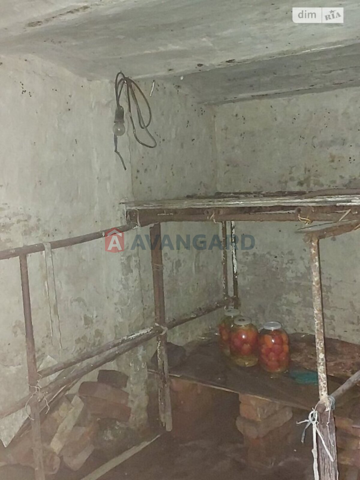 ������� �������, 30 ��.�. ���� 17