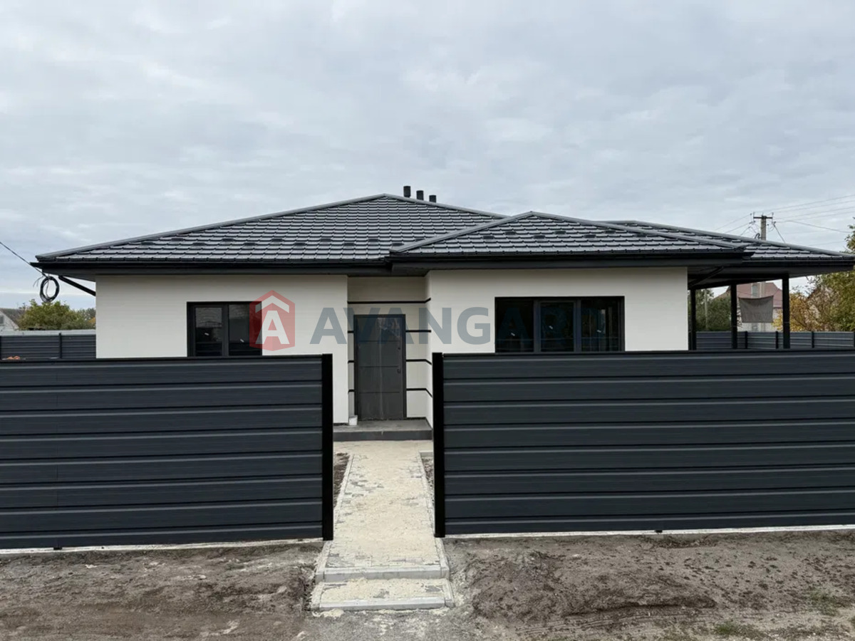 �������, 100 ��.�. ���� 1