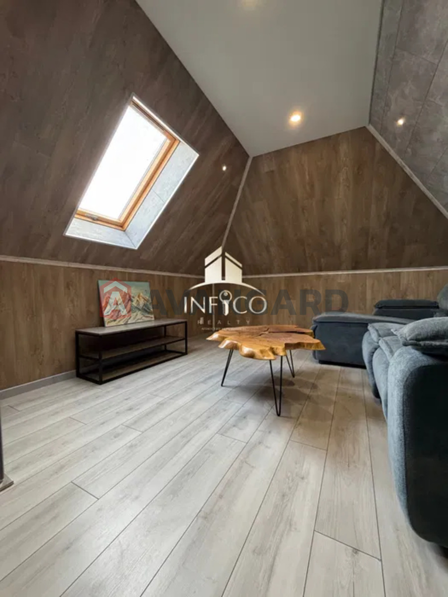 �������, 120 ��.�. ���� 2