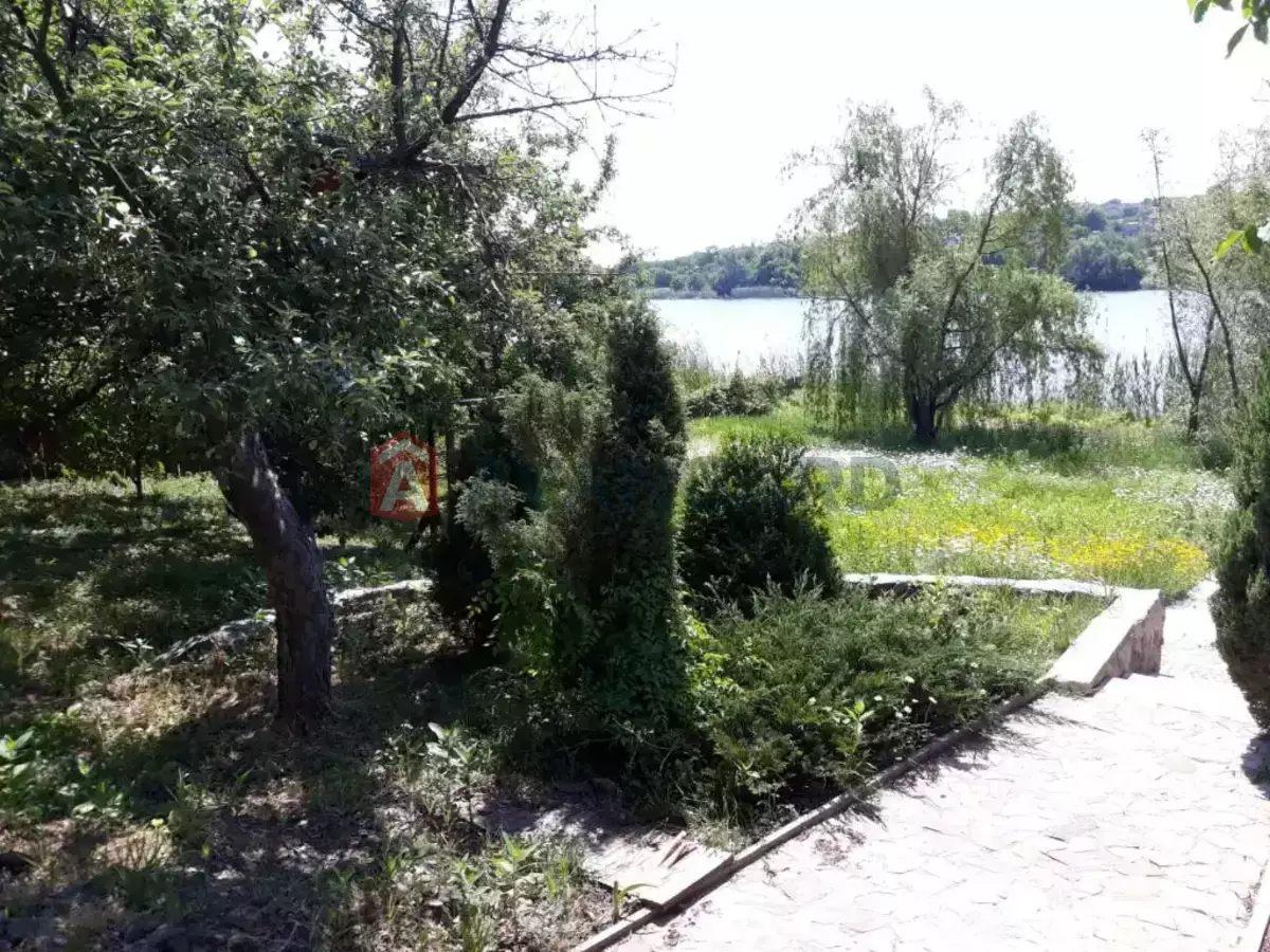 ����, 90 ��.�. ���� 15