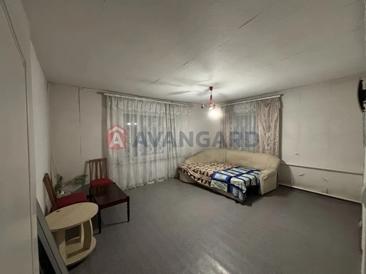 �������, 100 ��.�. ���� 14