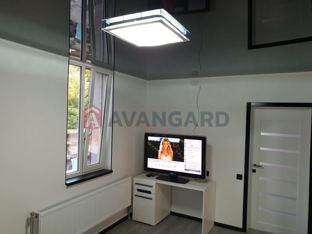 �������, 130 ��.�. ���� 10