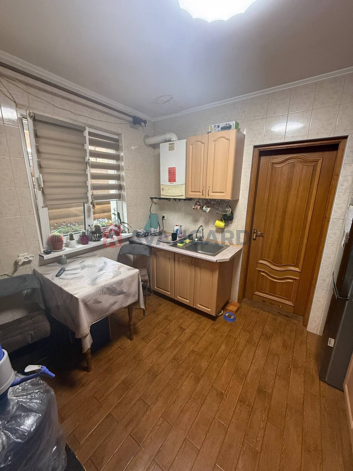 ���, 136 ��.�. ���� 30