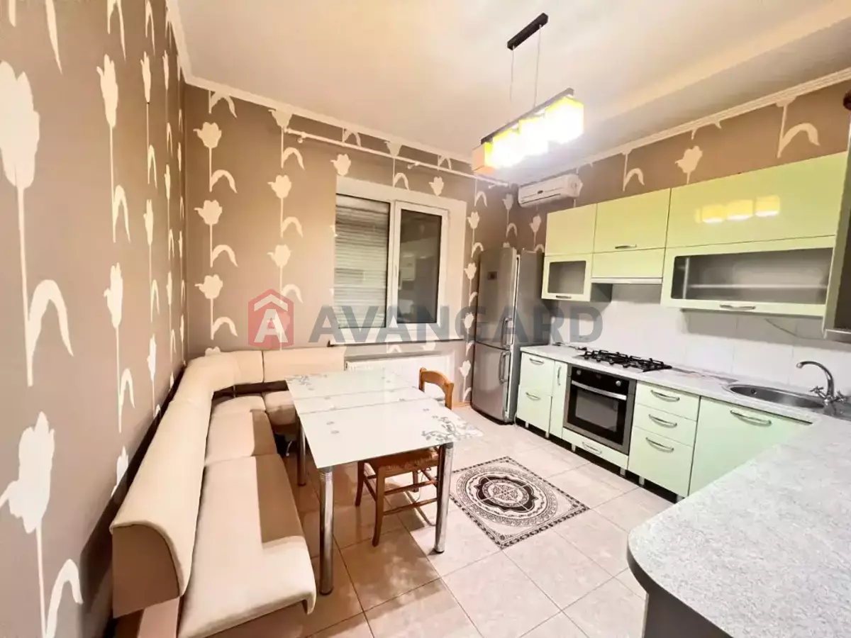 �������, 120 ��.�. ���� 2