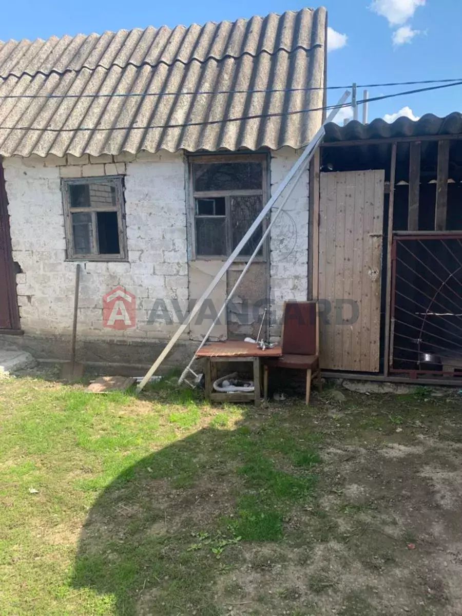 �������, 100 ��.�. ���� 14