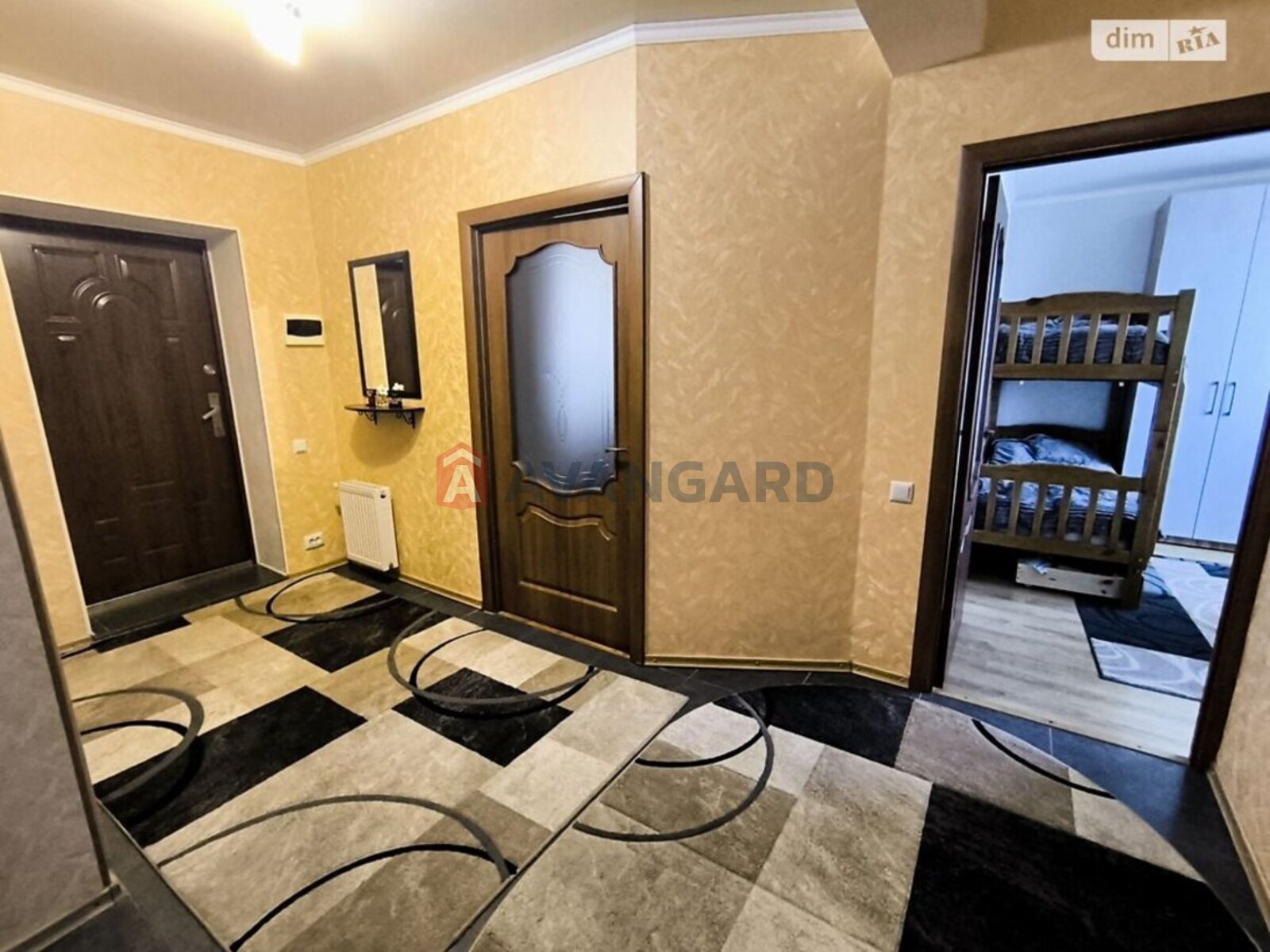 ������� �������, 80 ��.�. ���� 13