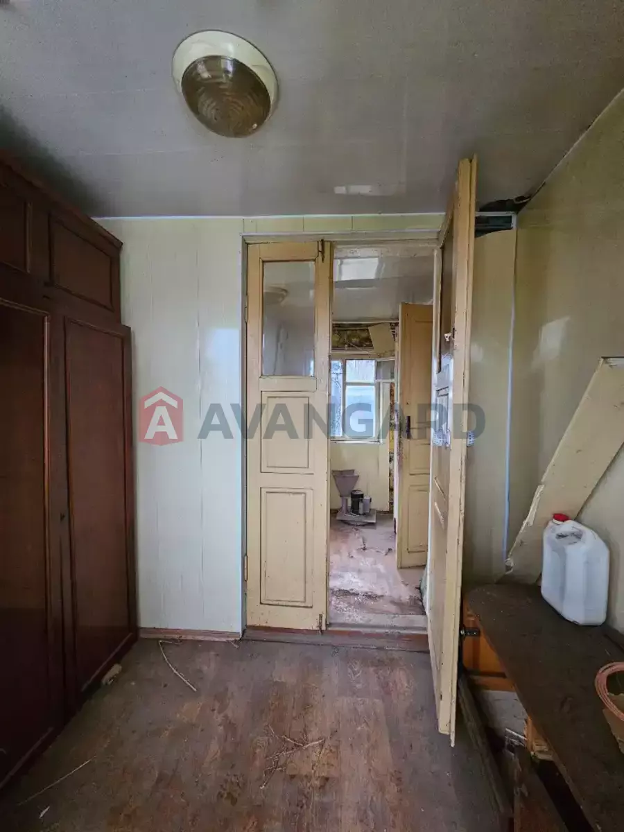 �������, 40 ��.�. ���� 16