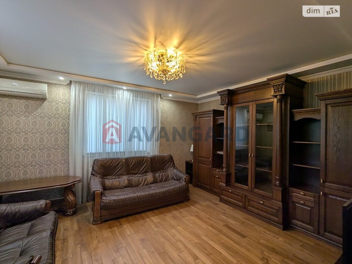 �������, 126 ��.�. ���� 10