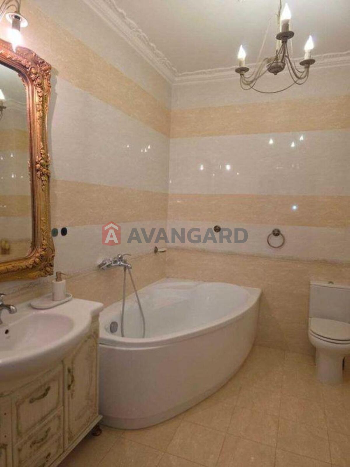 �������, 306 ��.�. ���� 15