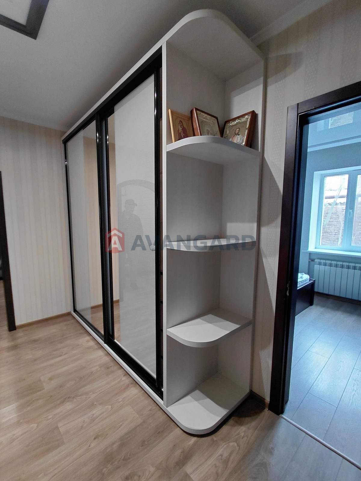 �������, 90 ��.�. ���� 18