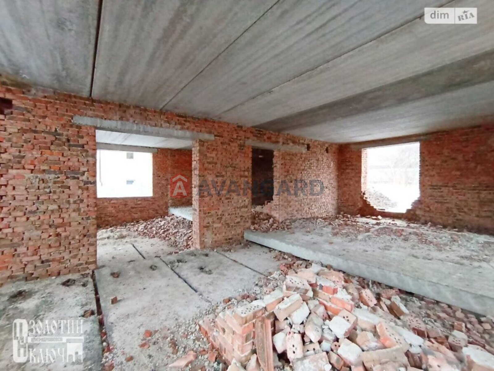 �������, 240 ��.�. ���� 13