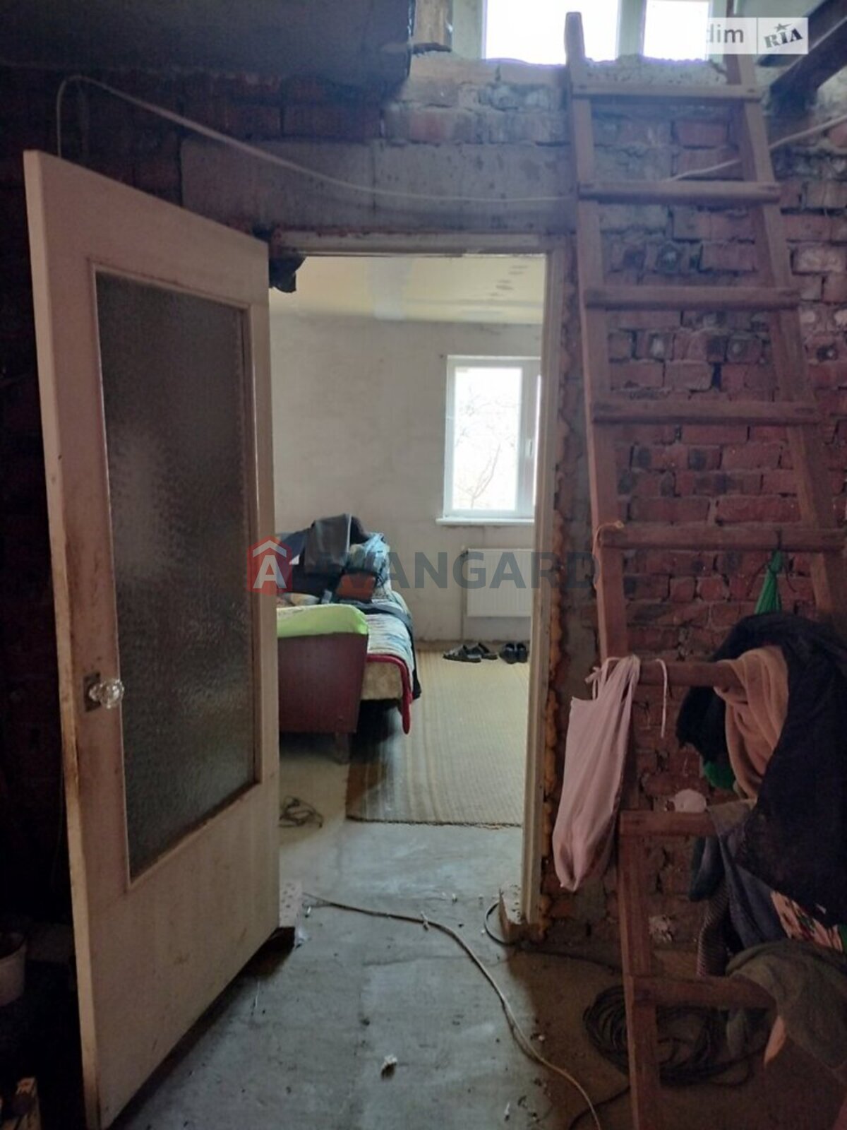 �������, 200 ��.�. ���� 20