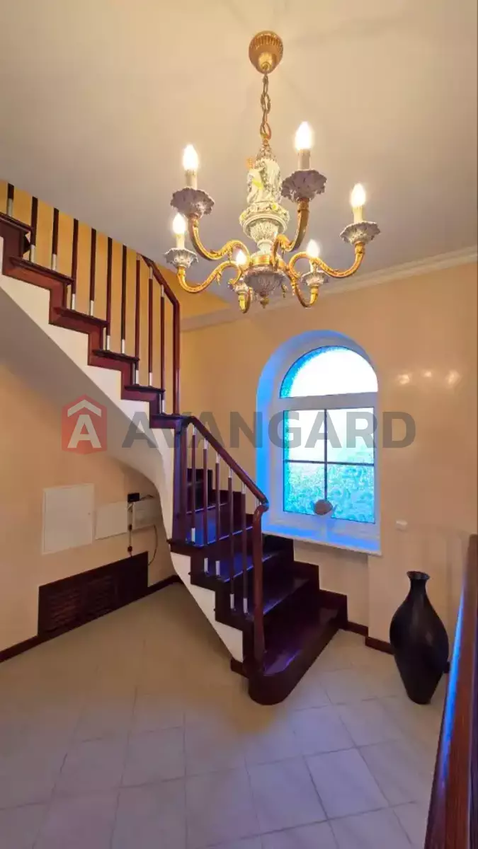 �������, 320 ��.�. ���� 21