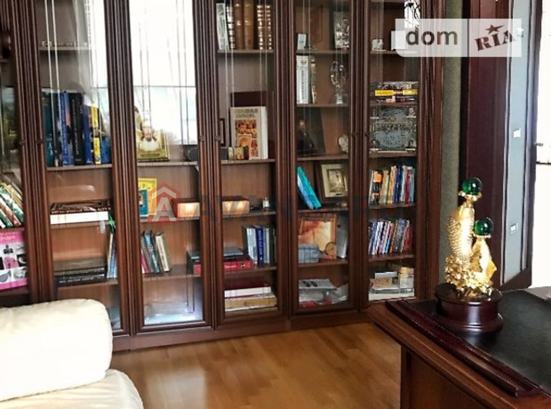 �������, 360 ��.�. ���� 8