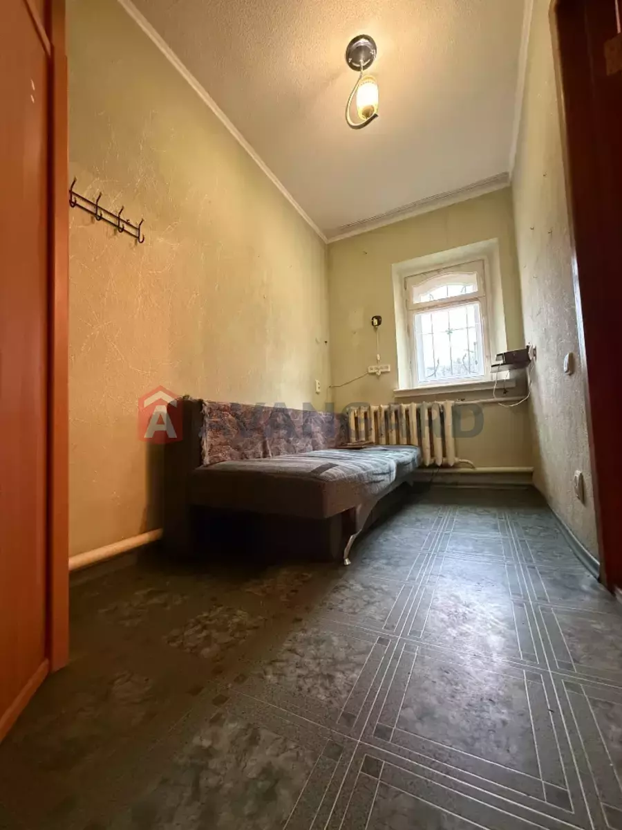 �������, 83 ��.�. ���� 19