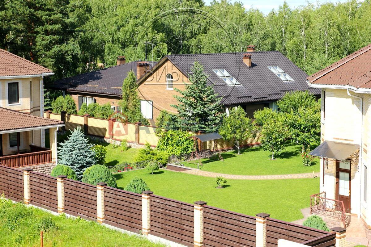 �������, 235 ��.�. ���� 12