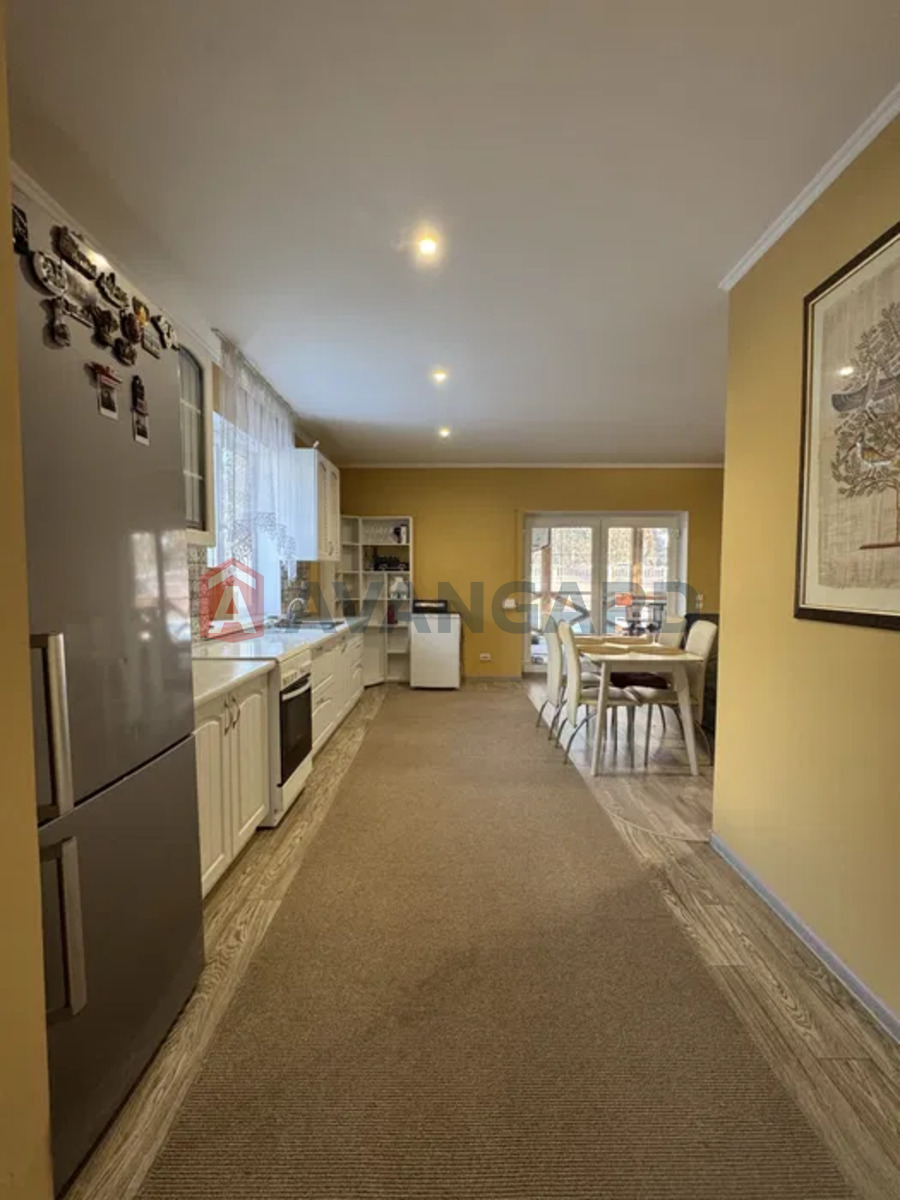 �������, 130 ��.�. ���� 13