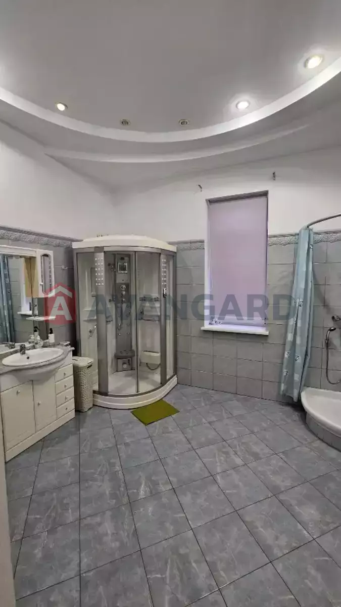 ������� �������, 520 ��.�. ���� 11