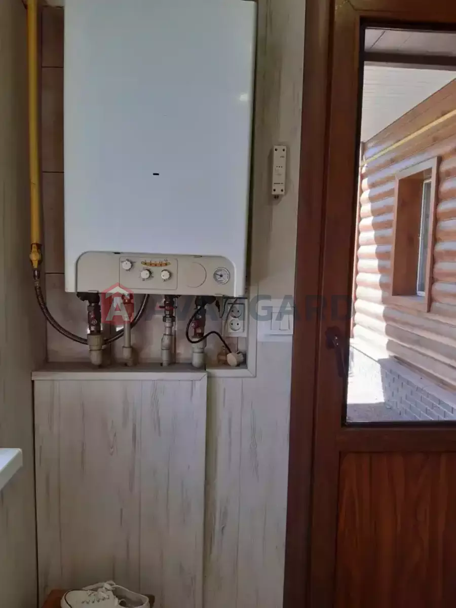 �������, 150 ��.�. ���� 10
