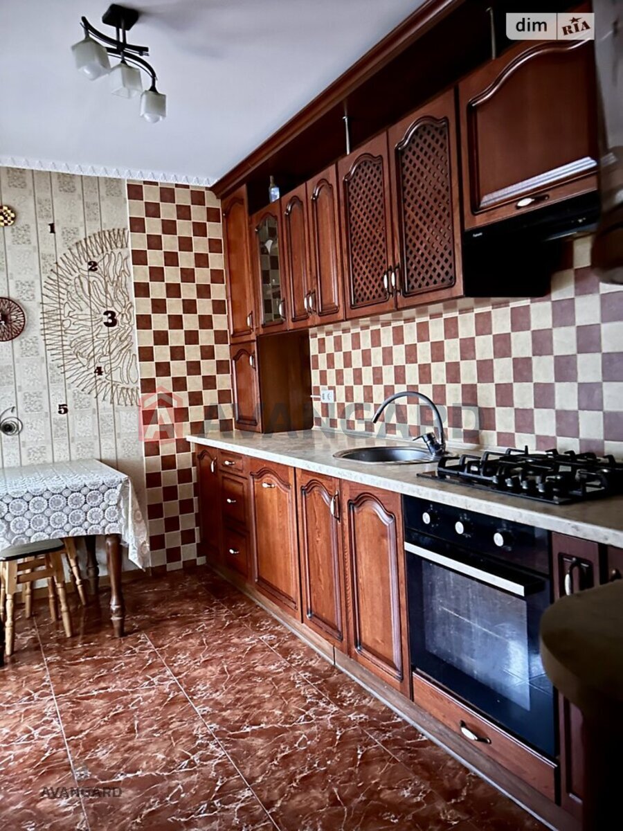 �������, 169 ��.�. ���� 24