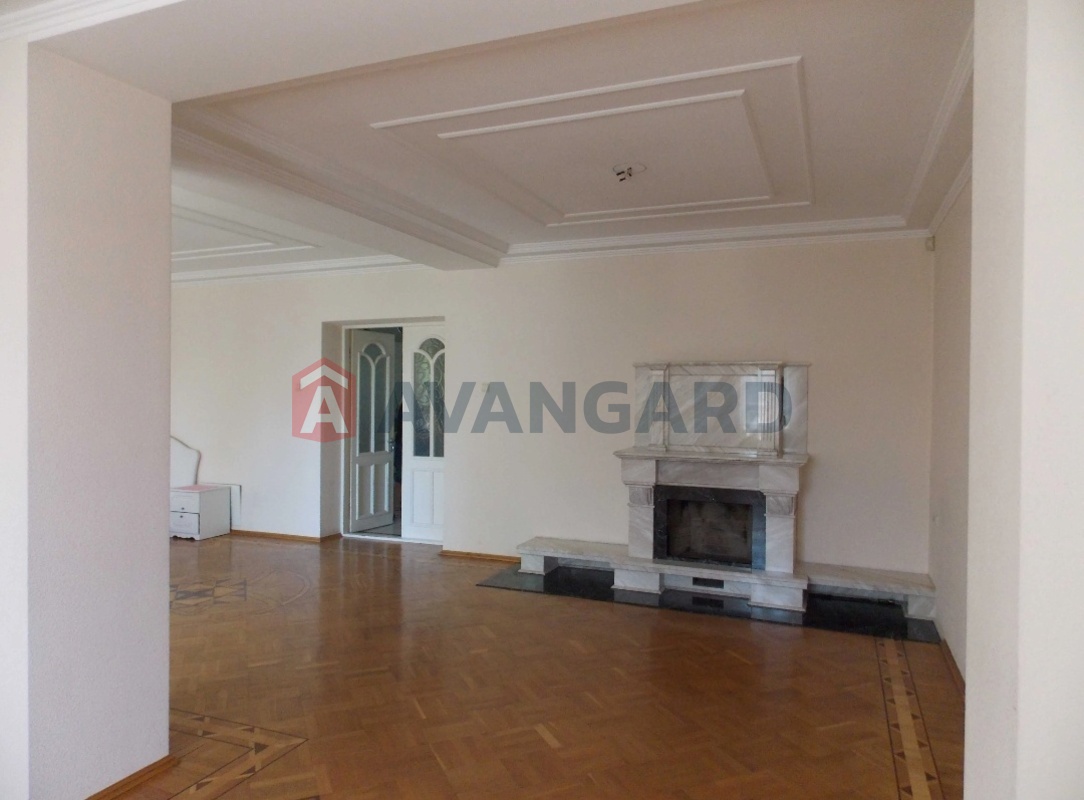 �������, 336 ��.�. ���� 11