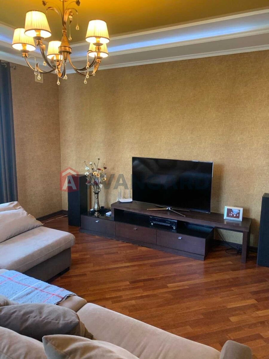 �������, 319 ��.�. ���� 10