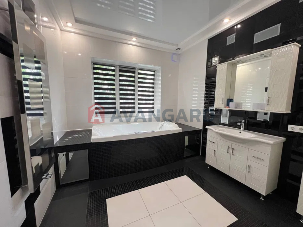 ���, 225 ��.�. ���� 19