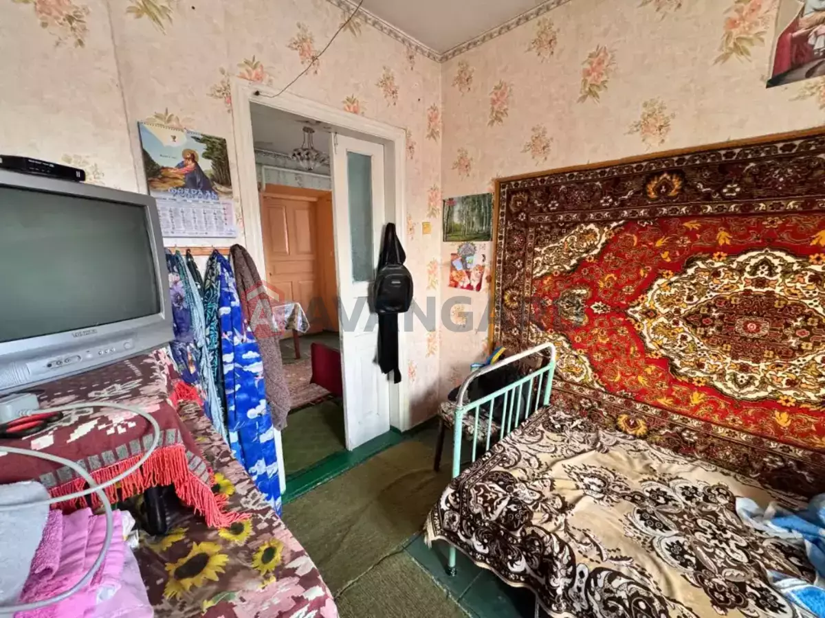 �������, 65 ��.�. ���� 19