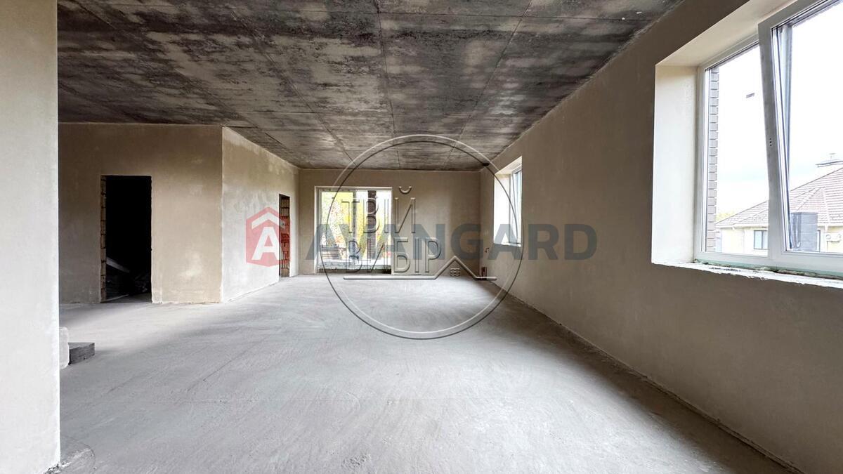 �������, 235 ��.�. ���� 8