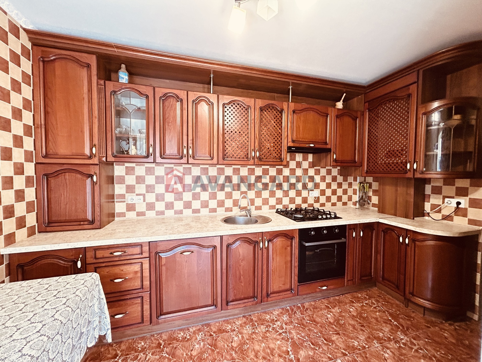 ���, 169 ��.�. ���� 27