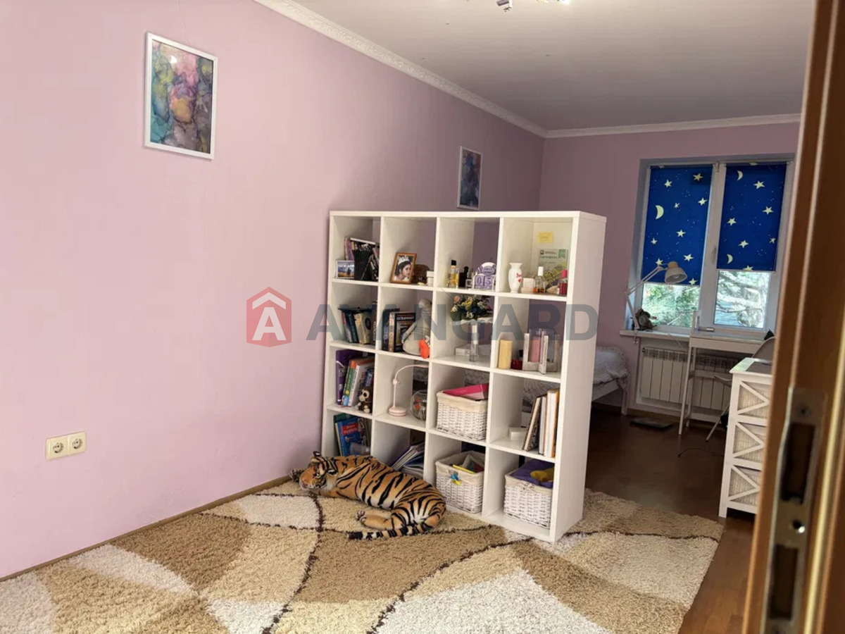 �������, 114 ��.�. ���� 10