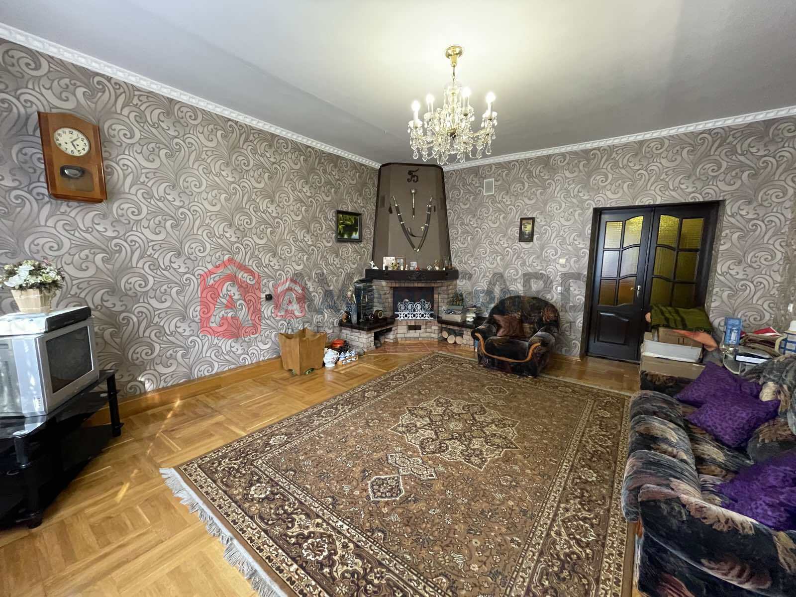 �������, 195 ��.�. ���� 14