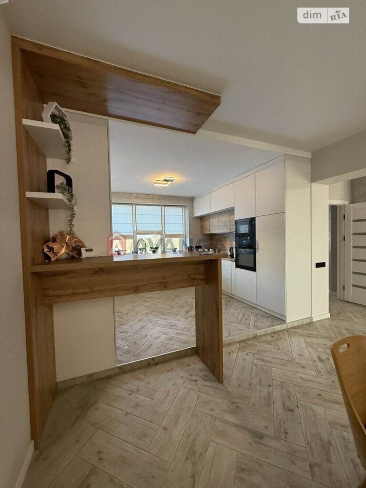 �������, 190 ��.�. ���� 16