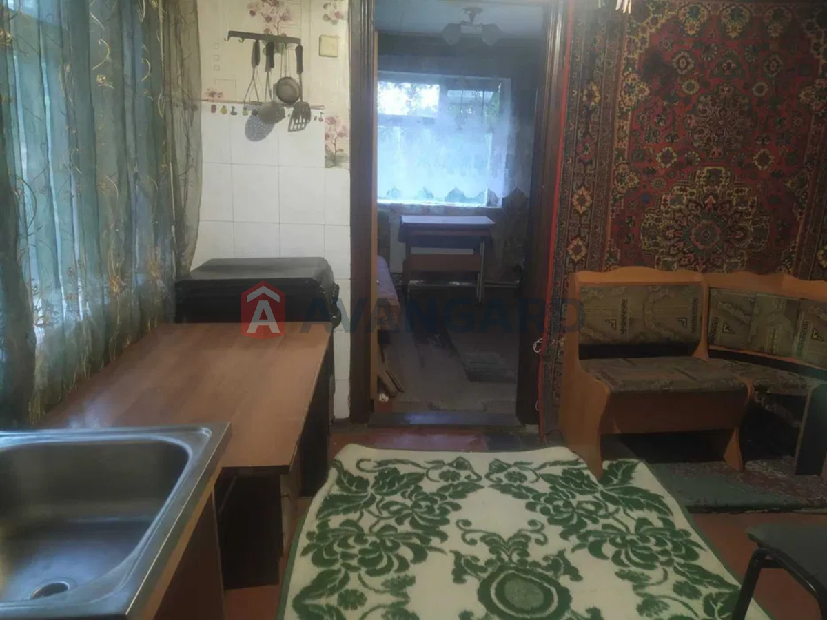 ������� �������, 38 ��.�. ���� 12