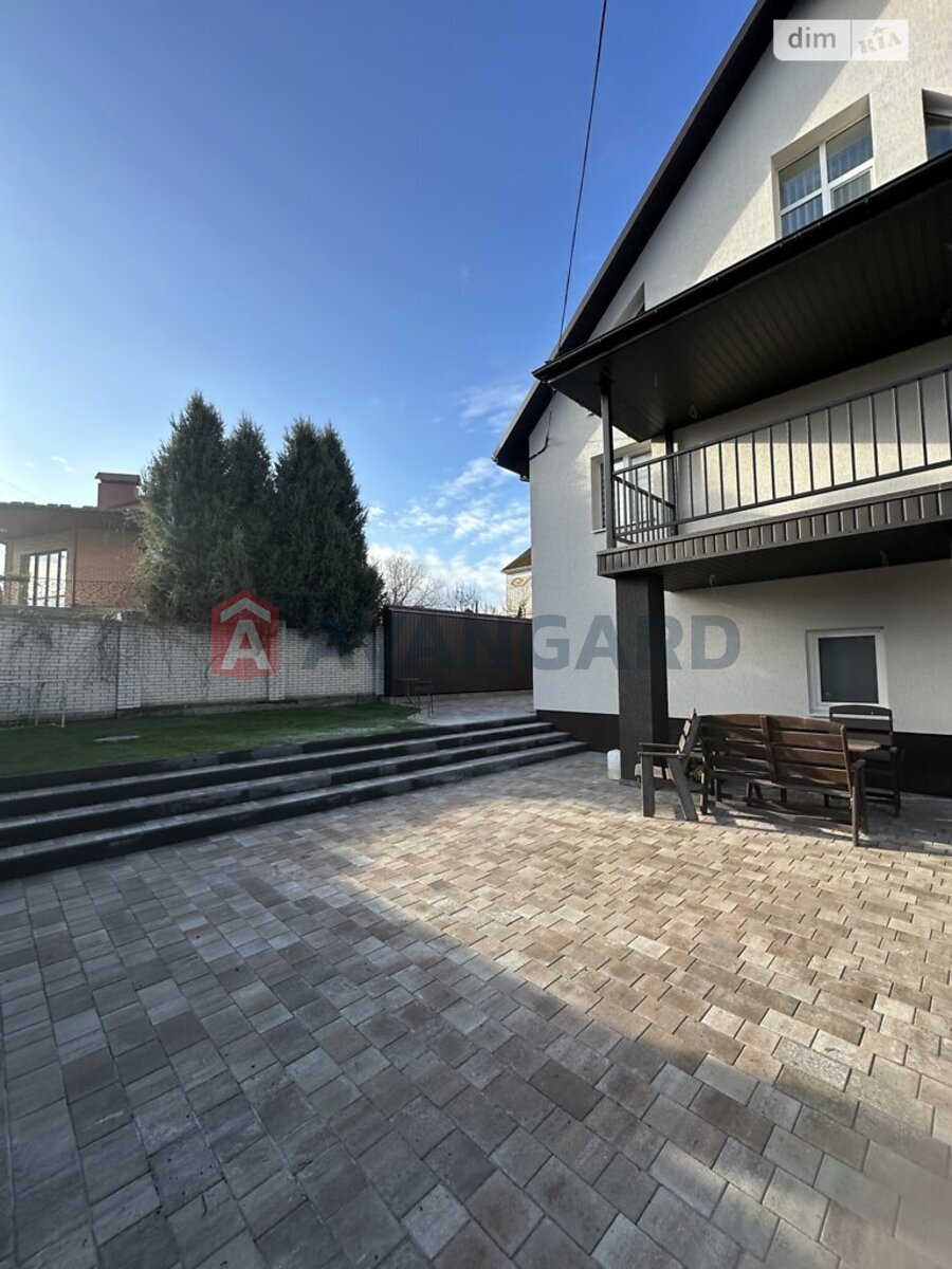 �������, 220 ��.�. ���� 20