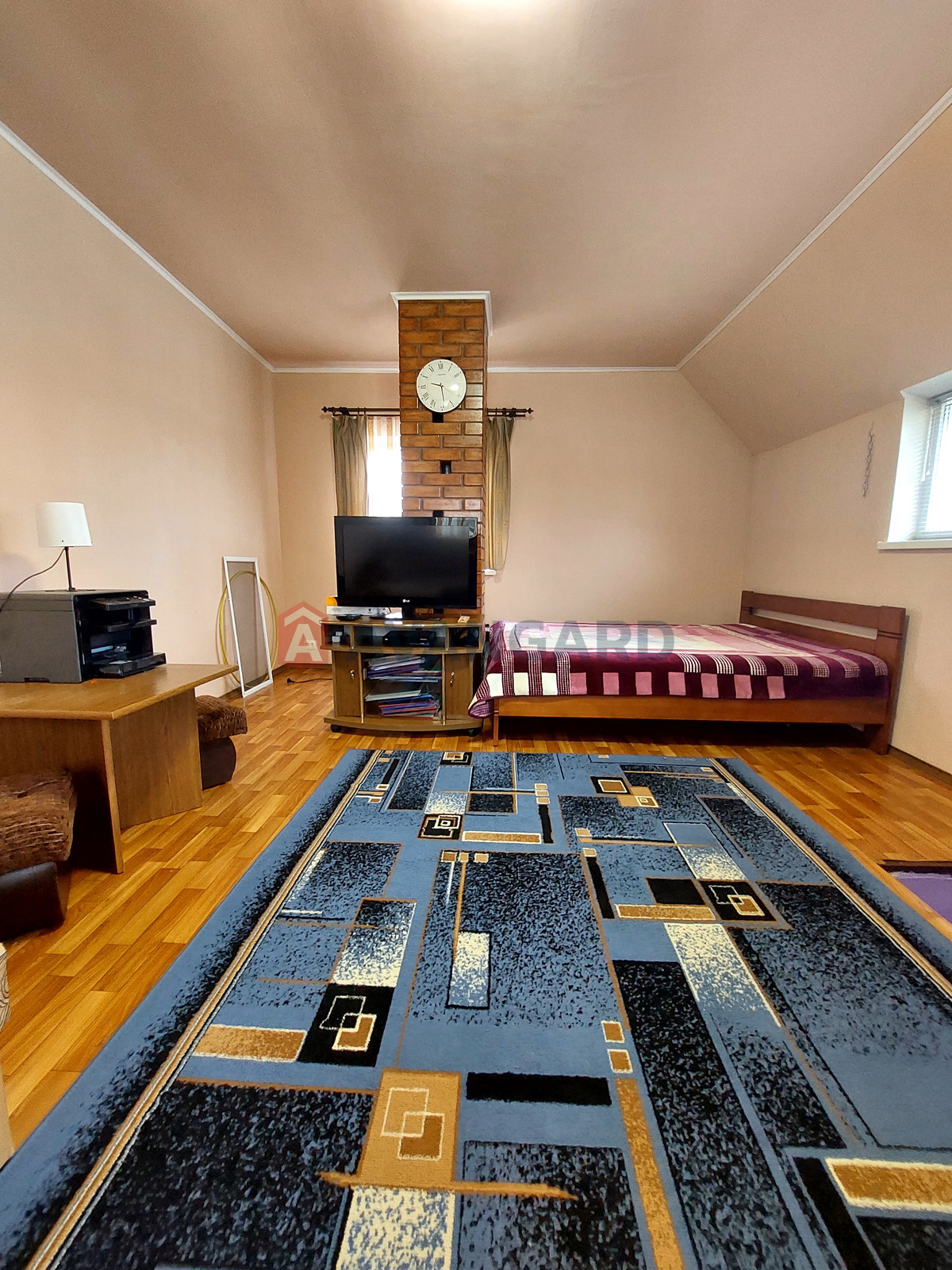 ����, 64 ��.�. ���� 12