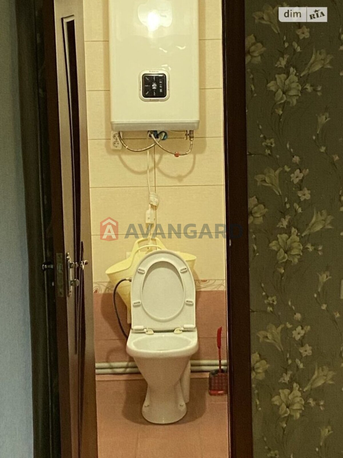 �������, 275 ��.�. ���� 10