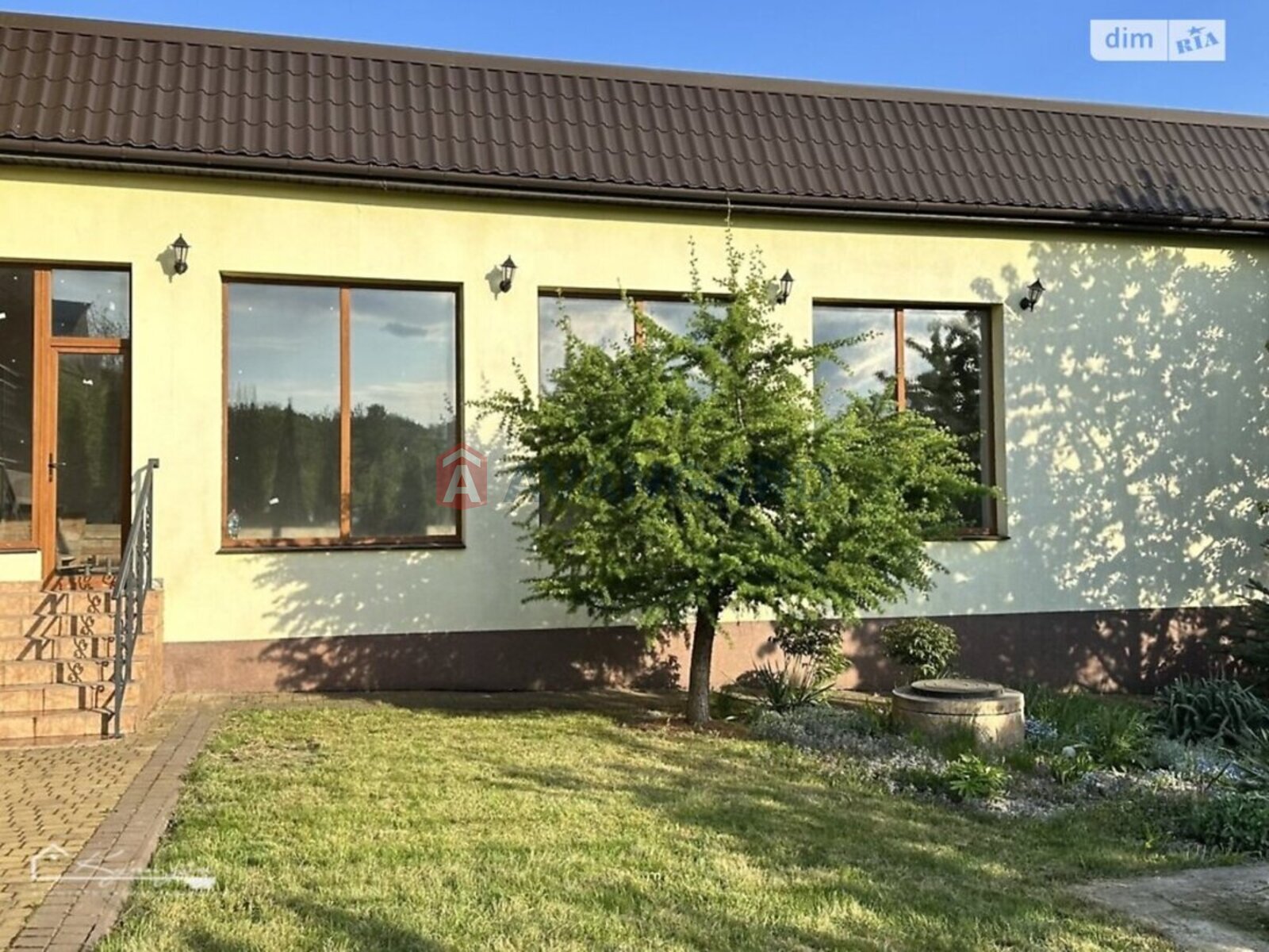 �������, 300 ��.�. ���� 5